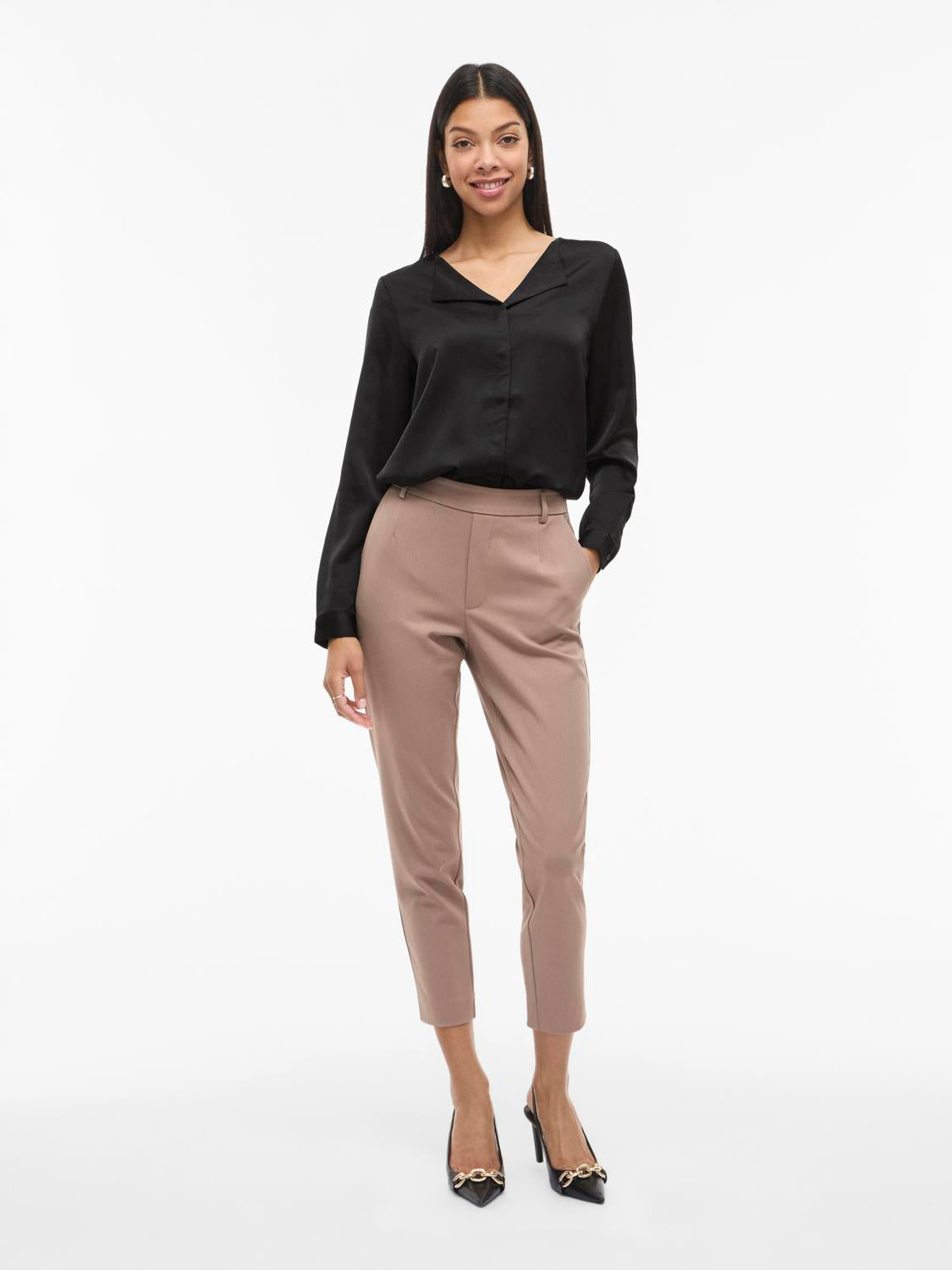 model_shot-front_full